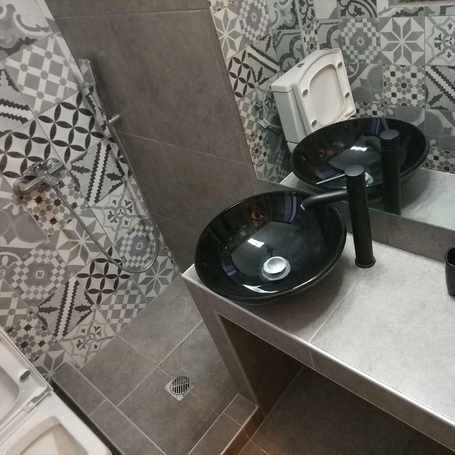 סלוניקי Iris Apartment מראה חיצוני תמונה